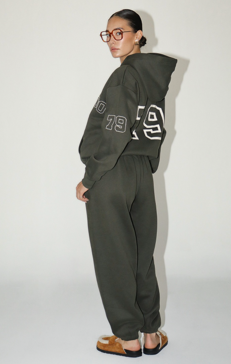 3 Olives Pants