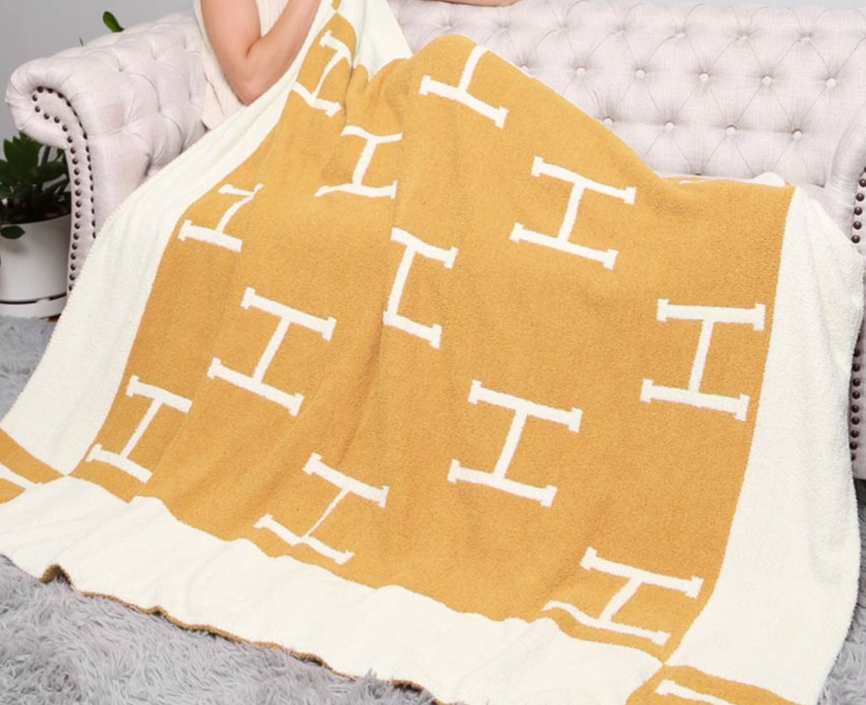 H Blanket