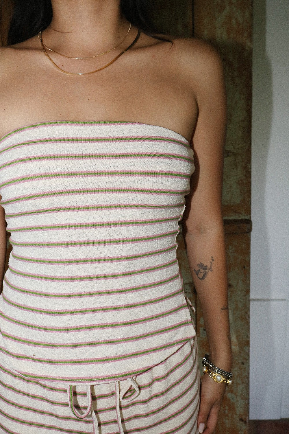 Escape Top